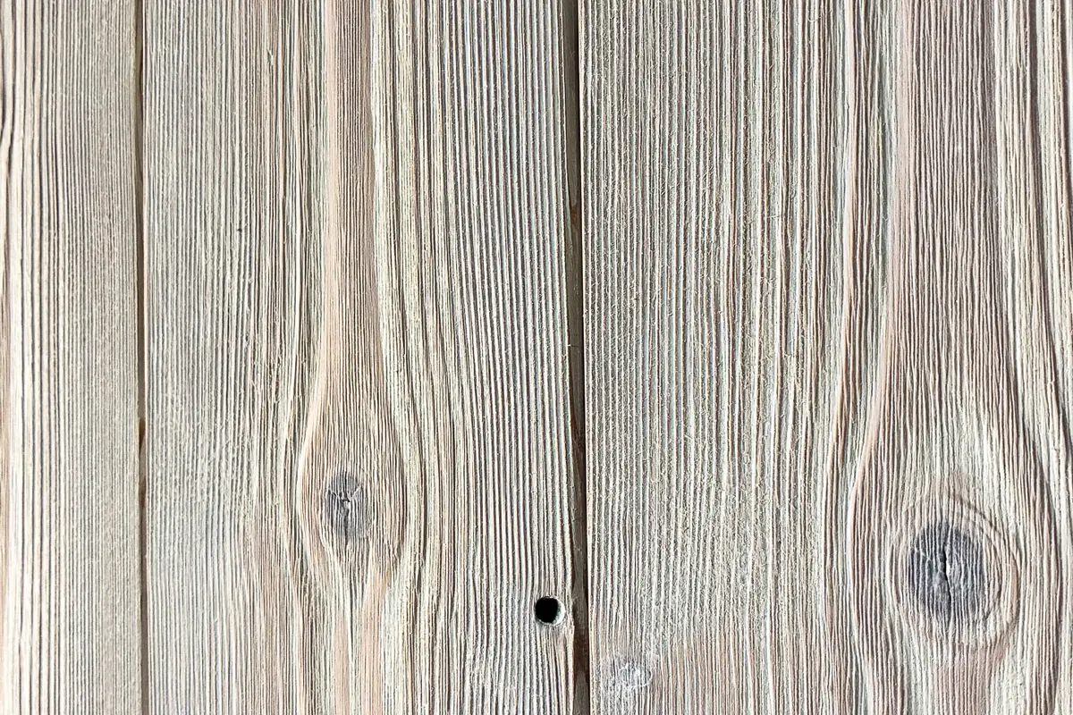 White Old Wood — Oberflächenstruktur im Detail (Makroaufnahme)